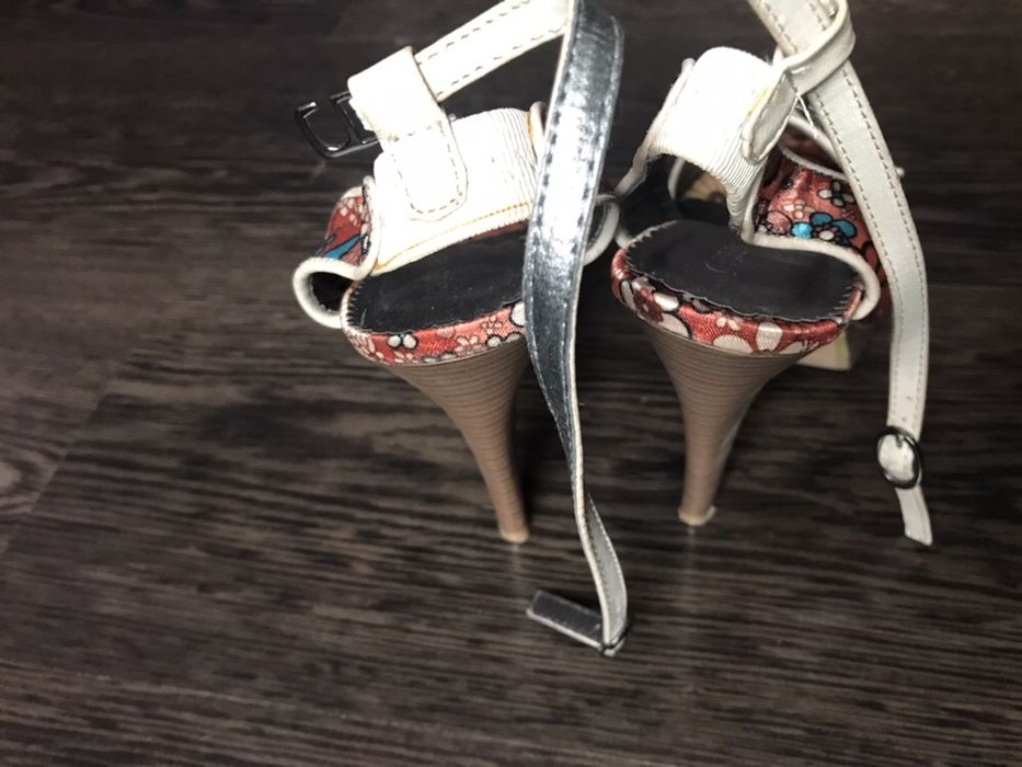 Дамски обувки