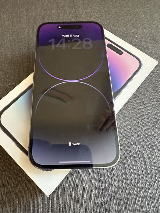 iPhone 14 pro deep purple