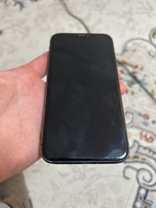 IPhone 11 128 гб….