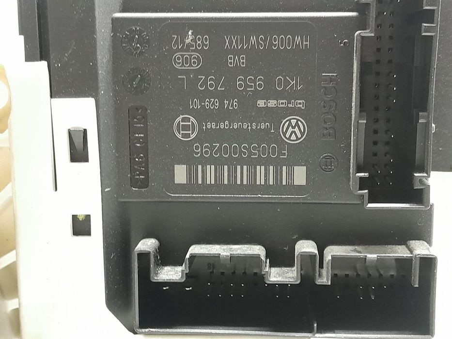 Motoras macara geam dreapta fata 1k0959792l Volkswagen VW Passat B6 [