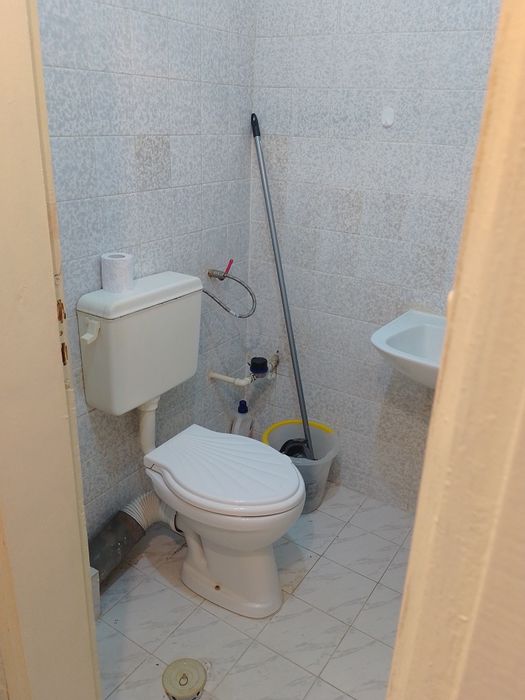 Дава се под наем Магазин в Русе, Център - 18 кв.м за 21944.28 € - Снимка #1