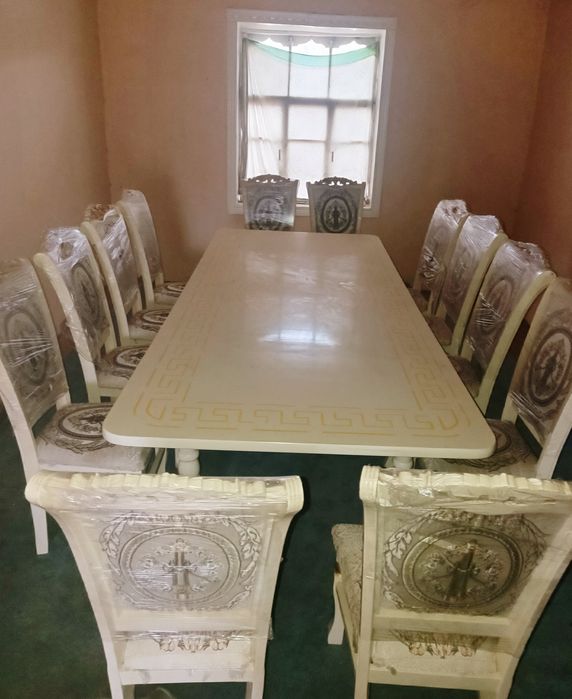 12 талик стол стул сотилади