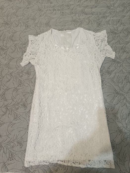 Рокли с къс ръкав