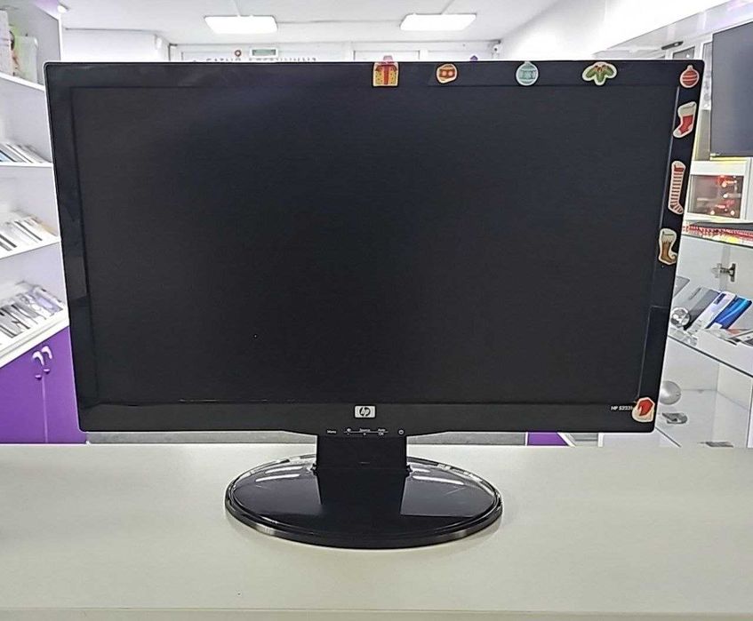 HP S2231a — 21.5" ЖК‑монитор с разрешением 1920×1080 (Full HD)