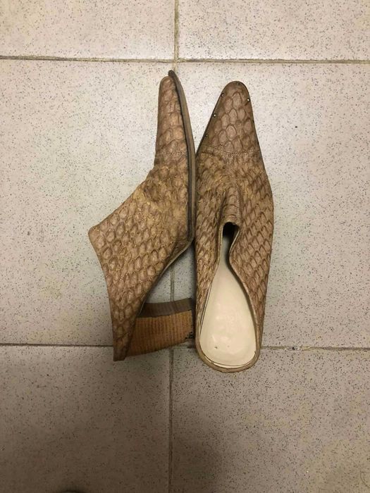 Кожени обувки различни видове