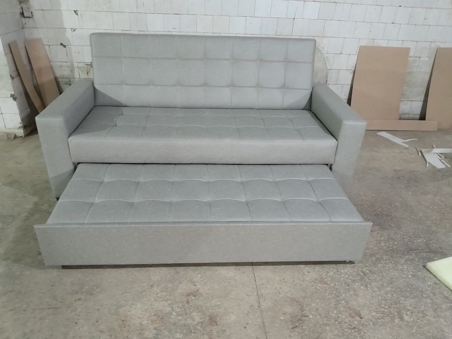 Ugolok va Divanlarimiz