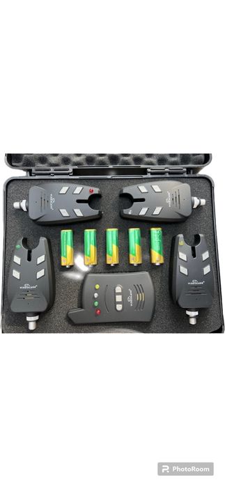 Set statie cu 4 avertizori 526 WindBlade + penar