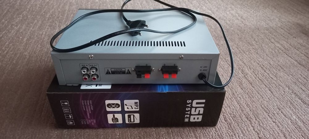 Продам усилитель MEGAVOX USB-80UX