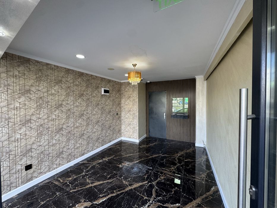 Inchiriez spatiu comercial 30 mp Ploiesti