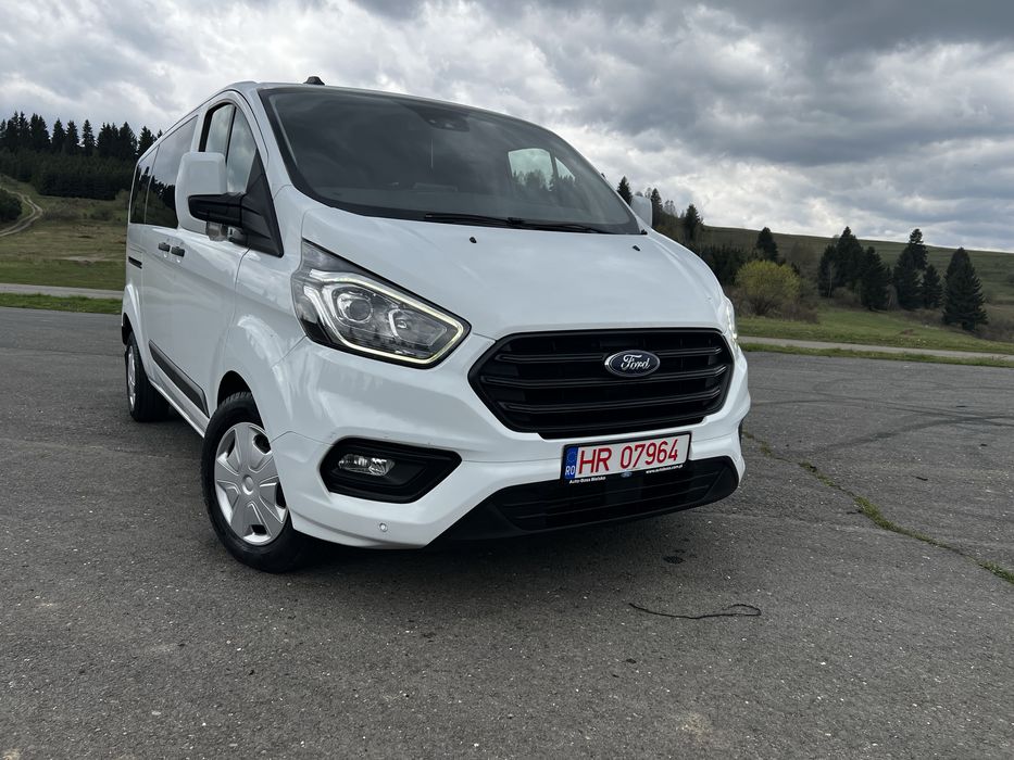 Ford Transit custom 2023