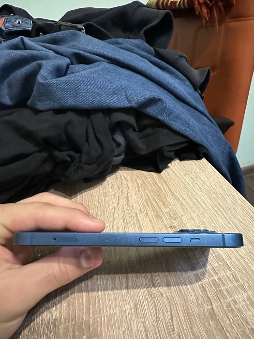 продаю iPhone 13 128gb