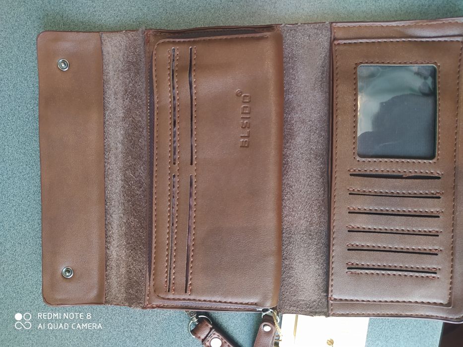 Срочно продам барсетка