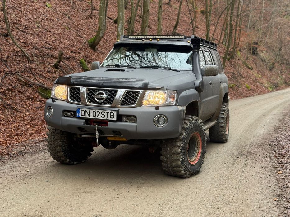 Nissan Patrol y61 Utilitar 4 locuri off road suspensie  Gr4