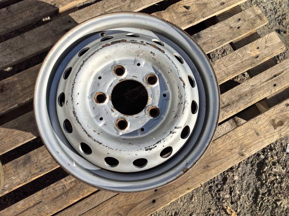 15 цола 5 х 130 мм Мерцедес Спринтер / ФВ Ел Те - 6 Инча / ЕТ 75