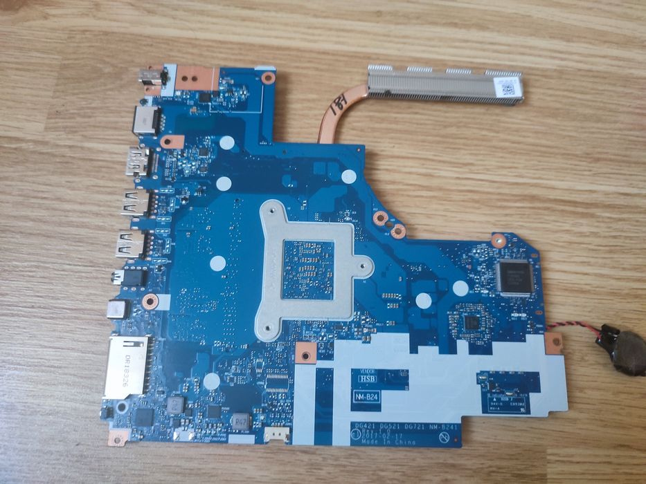 Placa de baza laptop Lenovo Ideapad V320-17IKB 320-15IKB - i3-7130u / 4Gb DDR4