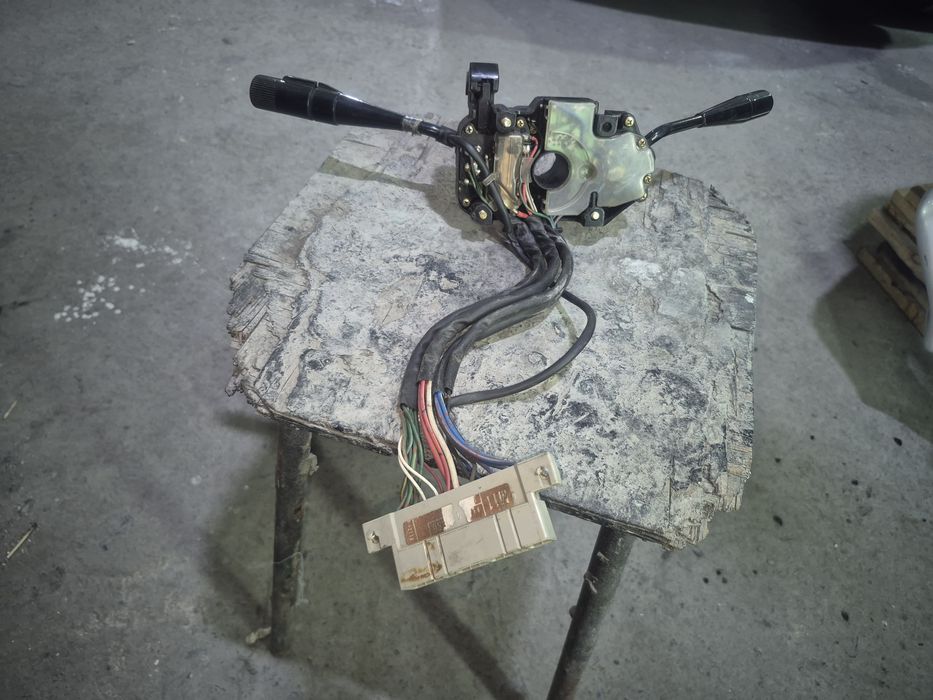 Продам подрулевой переключатель