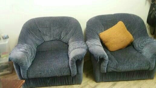 Продам мягкие кресла
