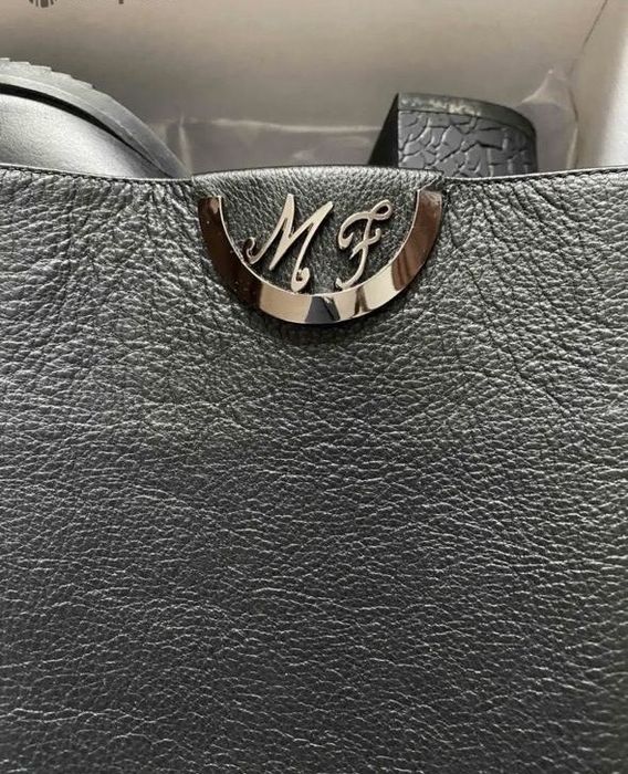 Продам сапоги новые