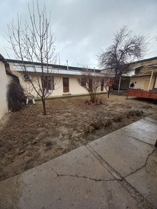 Сагбон тор кучали тупикда 4.11-сот 5-хонали Участка Сотилади