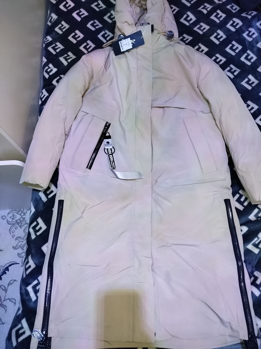 Продается Зимняя куртка