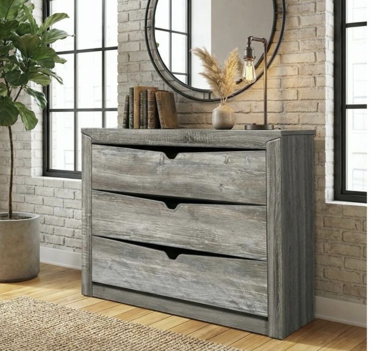 Продам спальный гарнитур