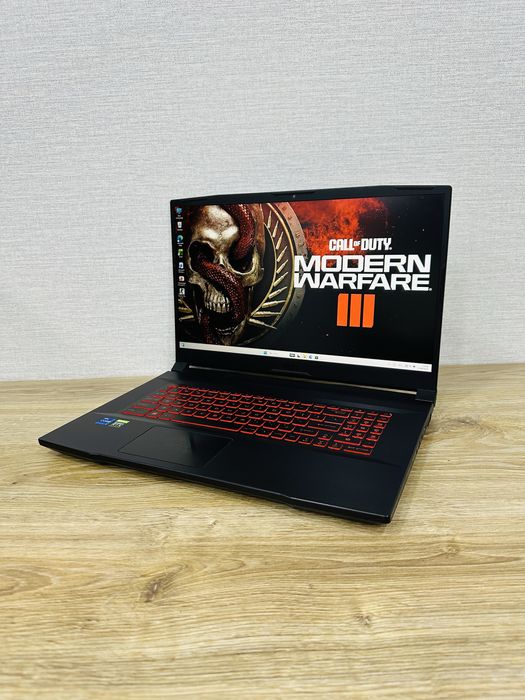 MSI Sword Core i7-16 Ядерный+RTX3050 Большой 17,3 экран