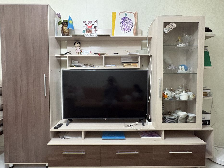 Продам стенку/горку для гостиной