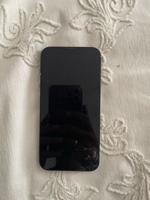 продаеться iphone 13