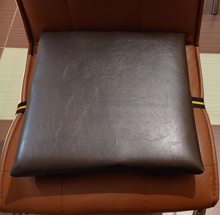 Înălțător scaun de masa copil