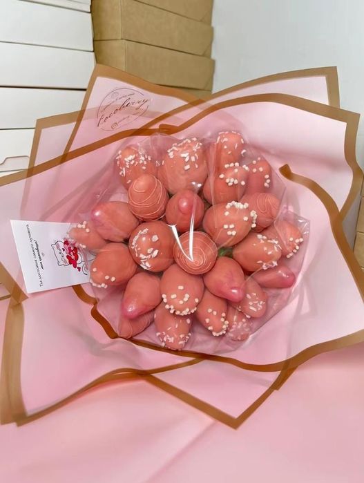 клубника в шокалат