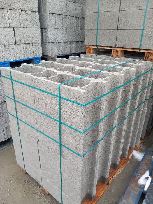 Boltari din beton vibropresati