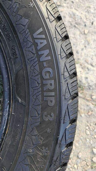215/65 R16C • Iarna • Semperit Van Grip 3 109/107R | 2 buc | DOT 2024 | Pret/buc