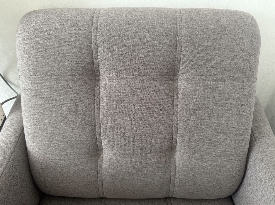 Кресло для гостиной