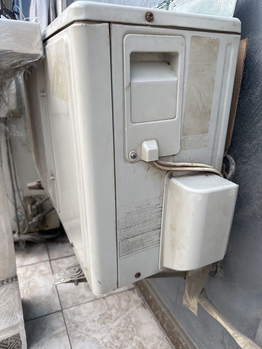 Кондицеонер артел 9 тали холати зўр айби йўқ ишлиди