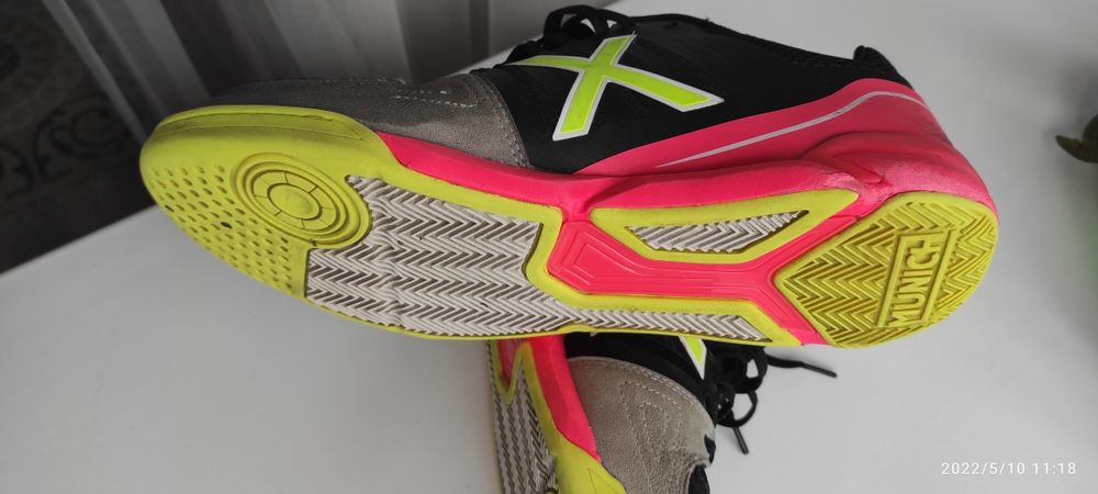 Футзалки Мюних оригинал