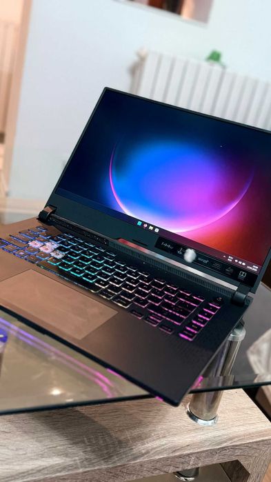 Asus ROG Strix G513RC