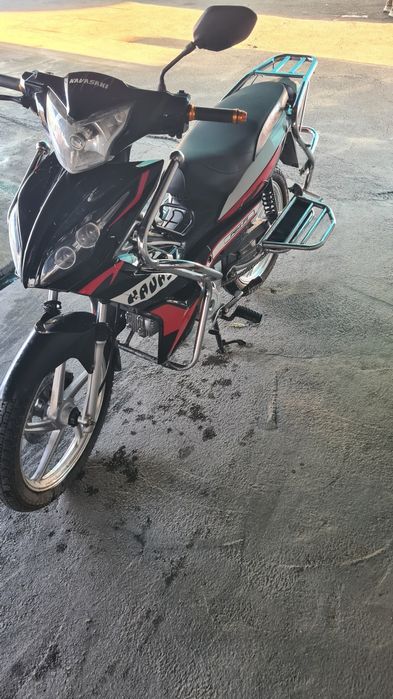 Мопед 110 сотилади