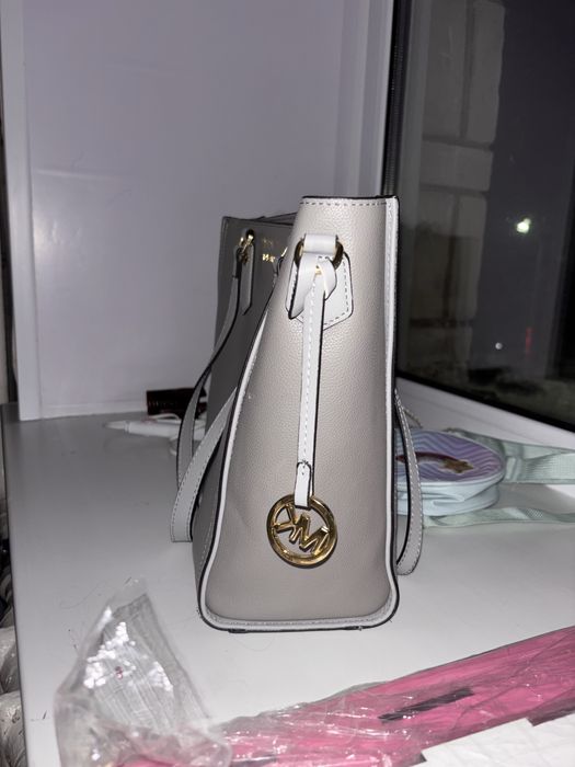 Сумка от Michael kors