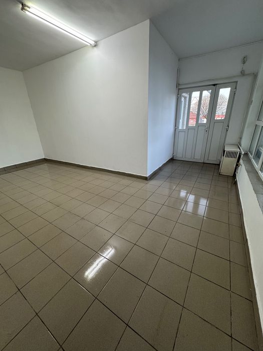 Vânzare/Închiriere Spațiu Comercial 100mp - Str. Mioritei, Nr:2, Carei