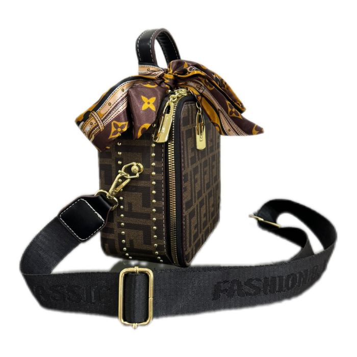 Sumka sotiladi yengi