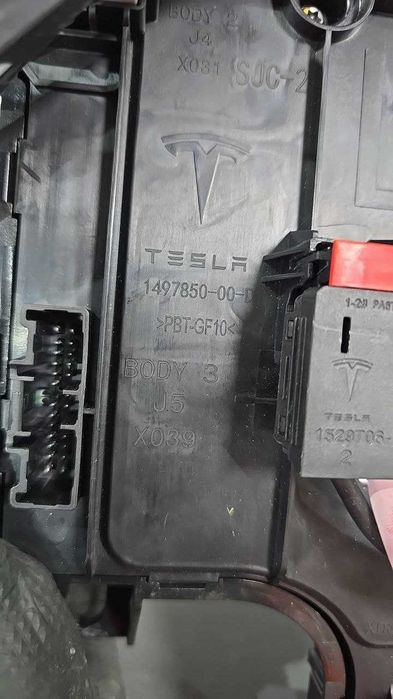 Modul confort NOU 1497850-00-D Tesla Model 3 (5YJ3) / Model Y (5YJY)