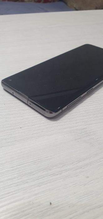 Самсунг        s10