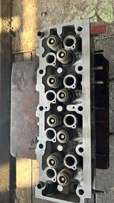 Продам Головку с постелью Опель