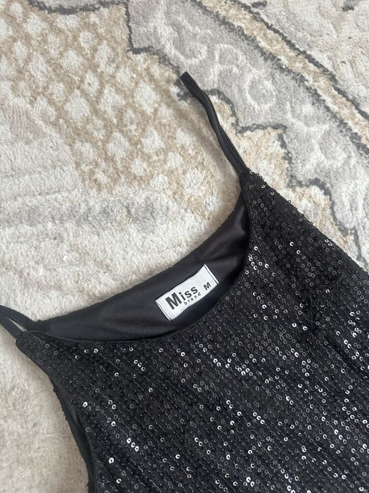 продам женские платья