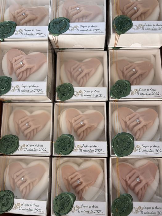 Marturii de nunta si botez din sapun.