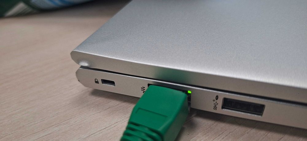 Продавам лаптоп HP Probook 450 G10
