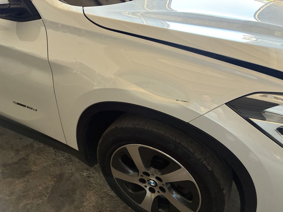 Aripa stanga dreapta bmw x1 f48 mineralweiss a96