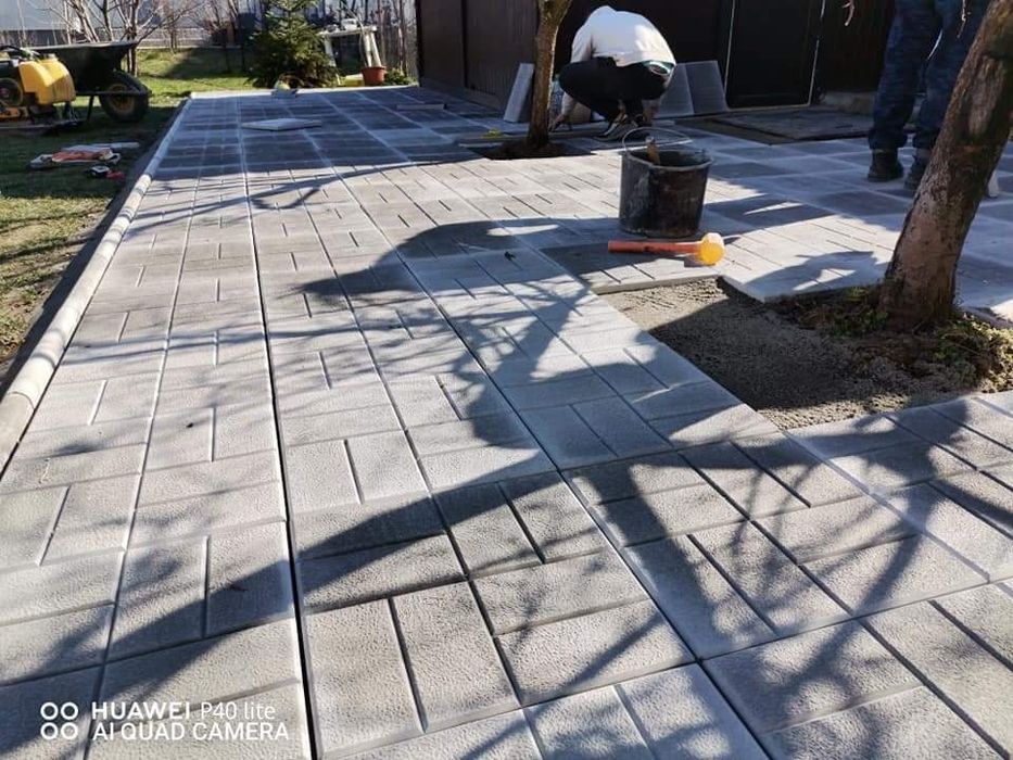 Producem Vindem Pavaje Pavele Dale Borduri.Asiguram manopera si transp