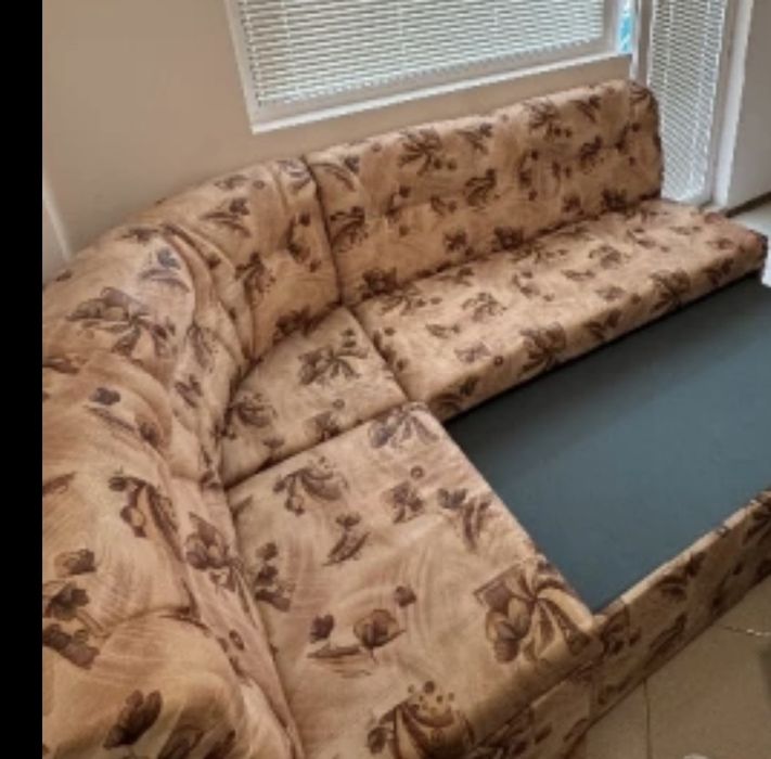 Кухненски диван с функция сън