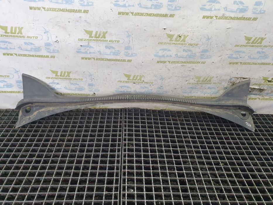 Grila stergatoare parbriz 1p0853185b Seat Leon 2 (1P) (facelift) (2009 - 2012) 1.6 tdi 1.6 tdi CAYC